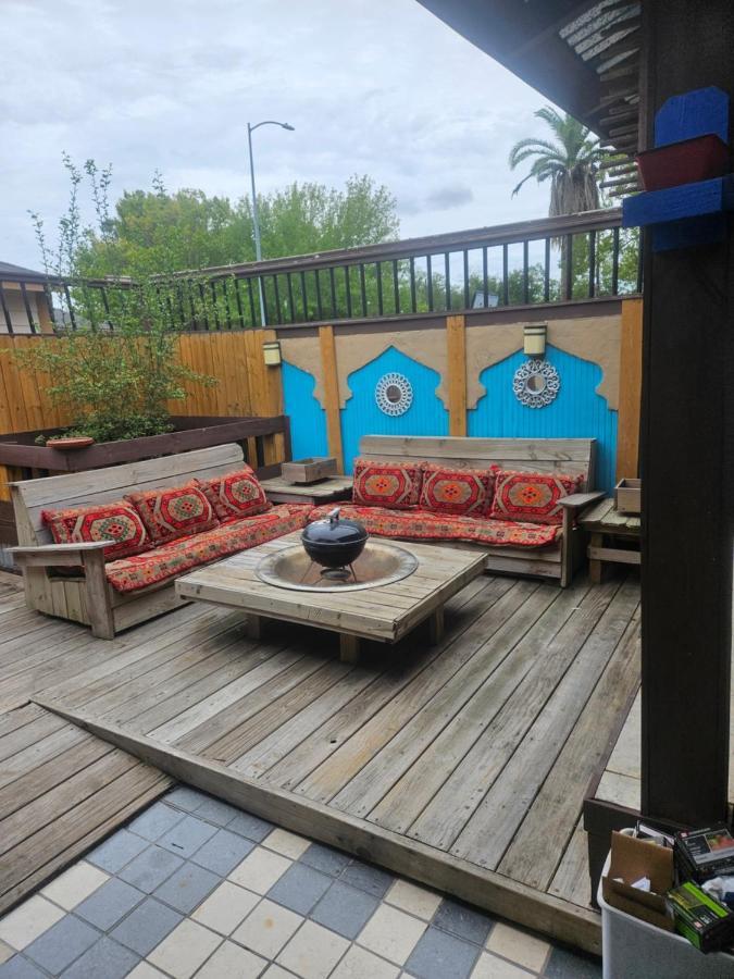 Reststop Hostel Х'юстон Екстер'єр фото